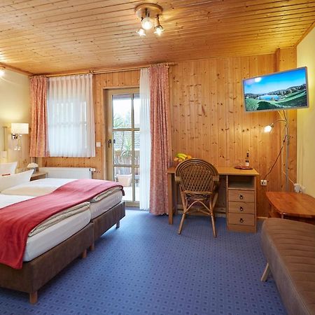 Land- Und Aktivhotel Altmuehlaue Bad Rodach Dış mekan fotoğraf