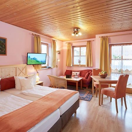 Land- Und Aktivhotel Altmuehlaue Bad Rodach Dış mekan fotoğraf