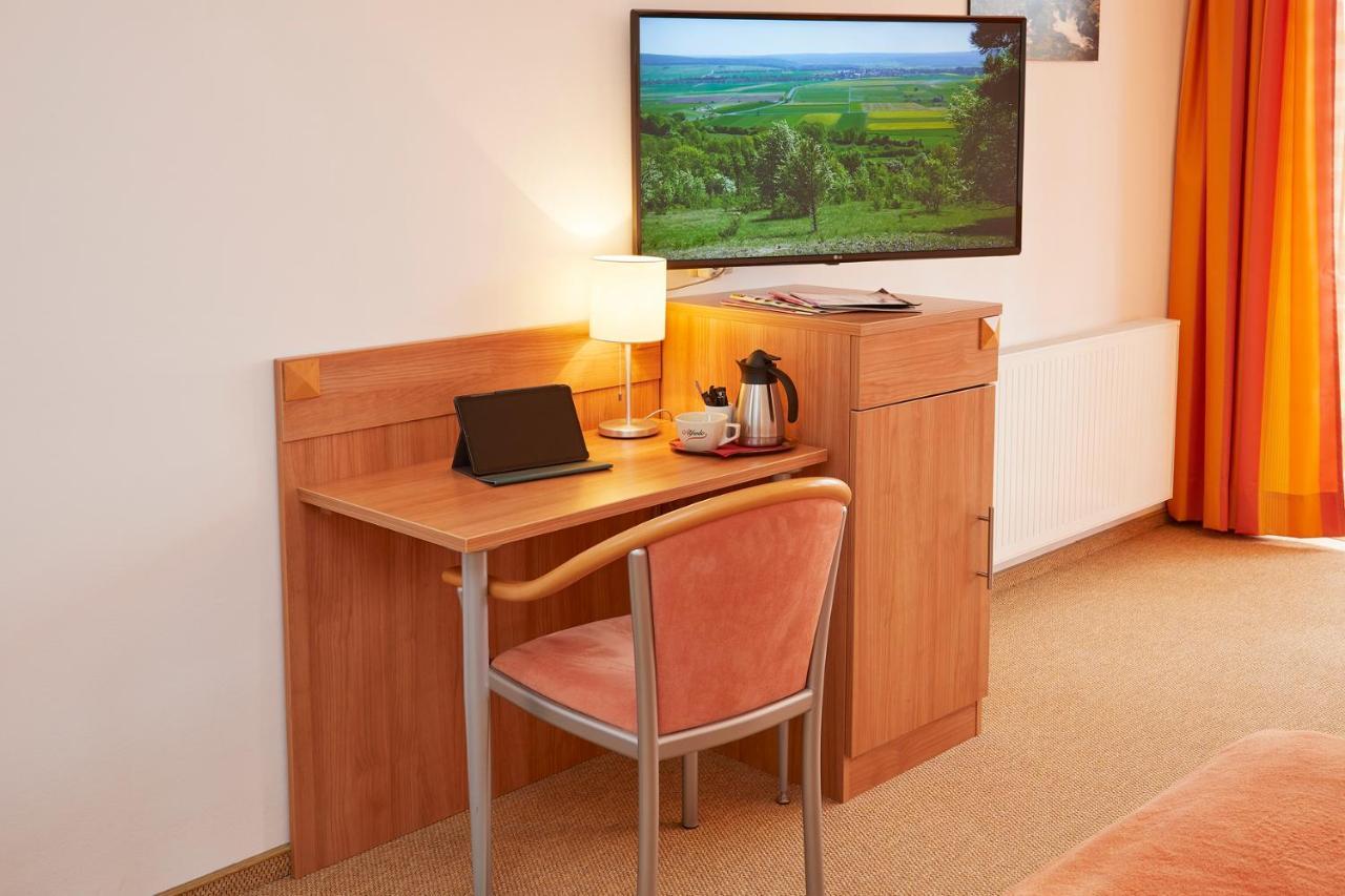 Land- Und Aktivhotel Altmuehlaue Bad Rodach Dış mekan fotoğraf