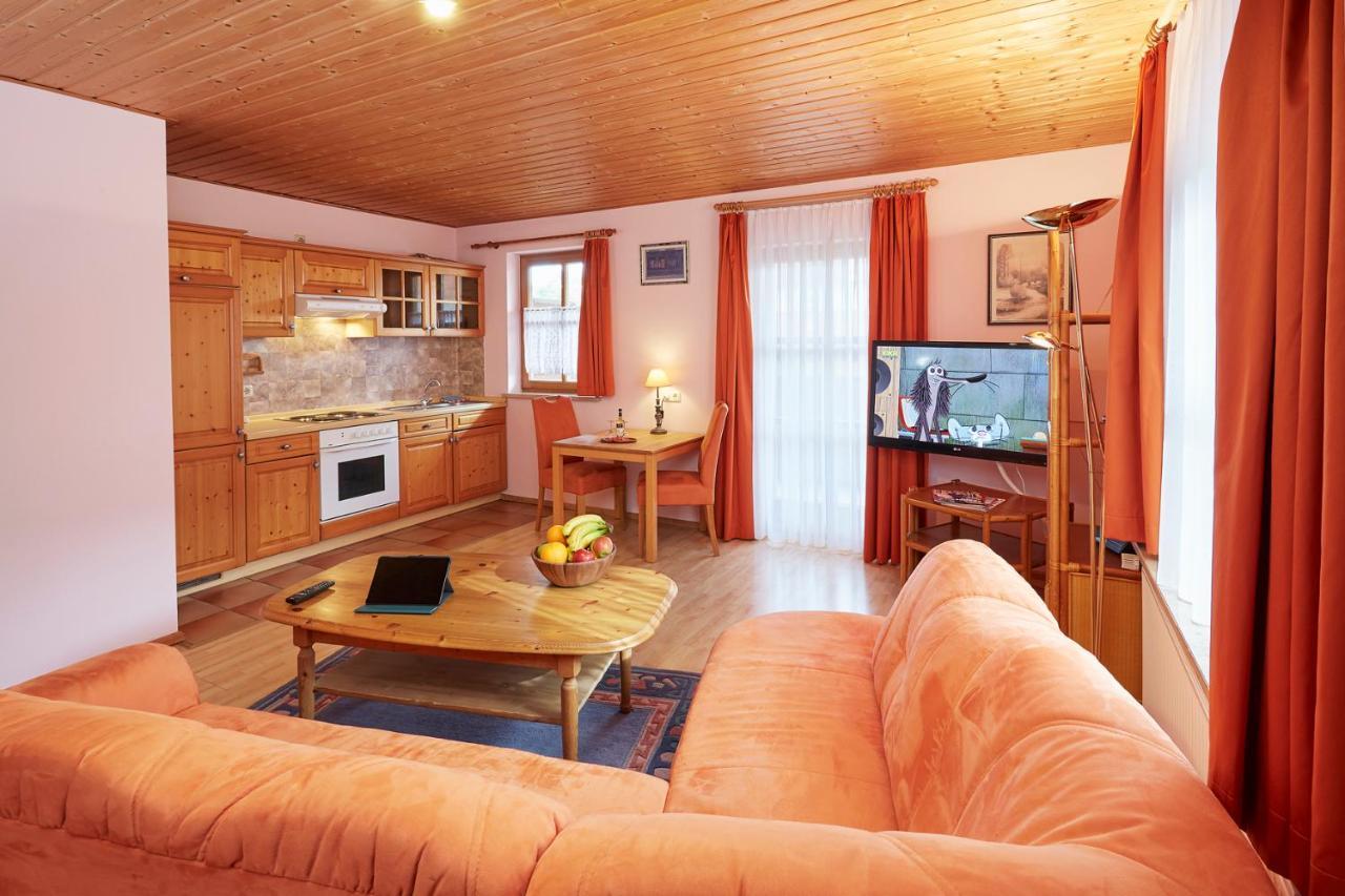 Land- Und Aktivhotel Altmuehlaue Bad Rodach Dış mekan fotoğraf