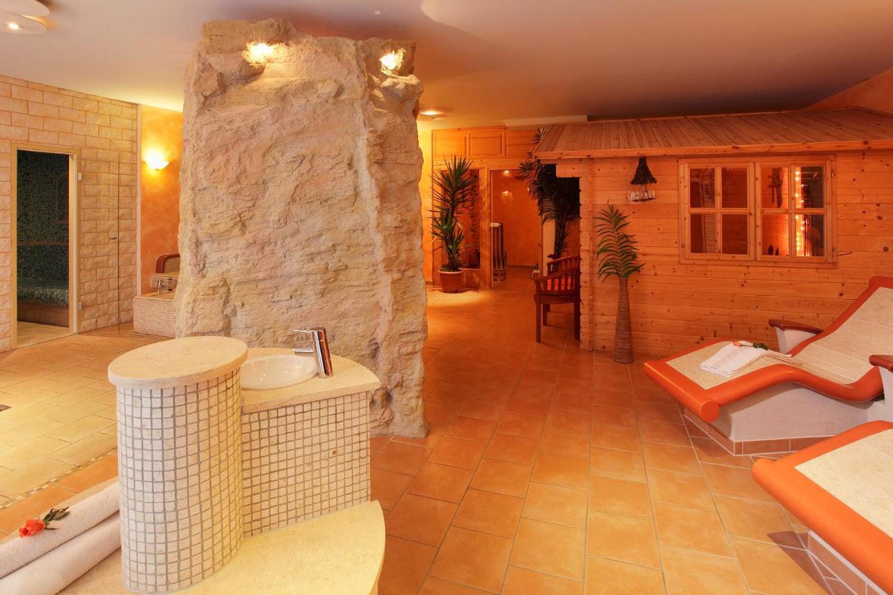 Land- Und Aktivhotel Altmuehlaue Bad Rodach Dış mekan fotoğraf
